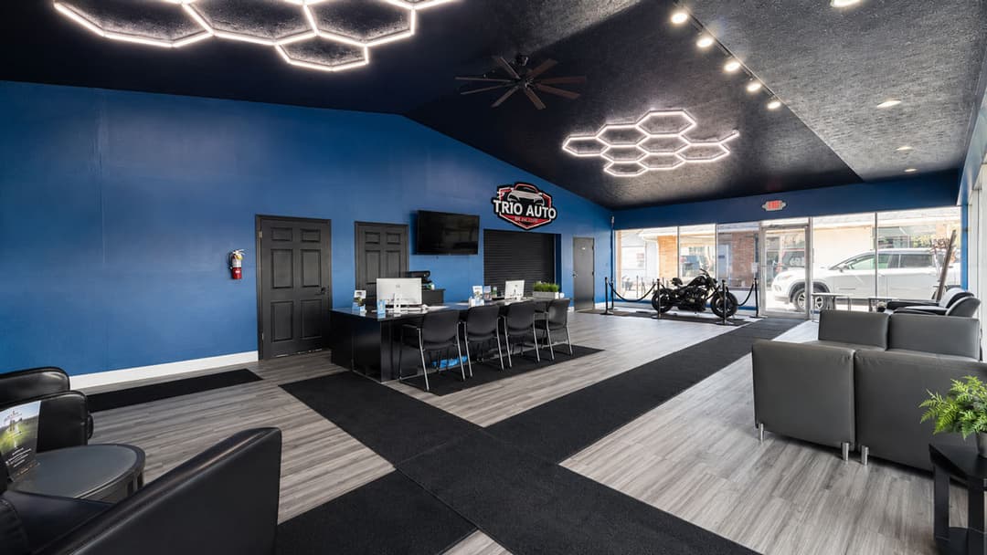 Modern interior of Trio Auto in Elyria