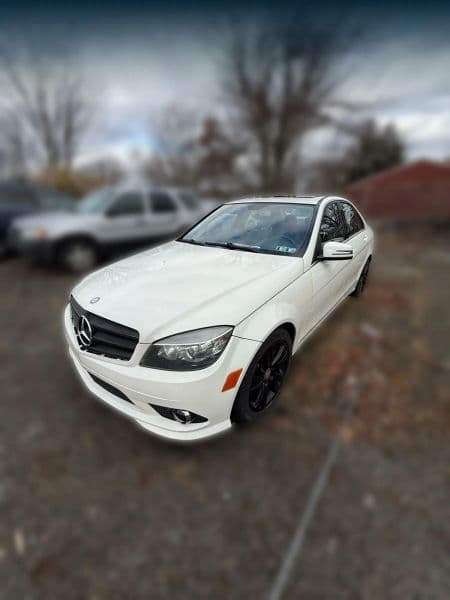 Photo 1 of 2010 Mercedes-Benz C-Class C 300 Luxury 4MATIC