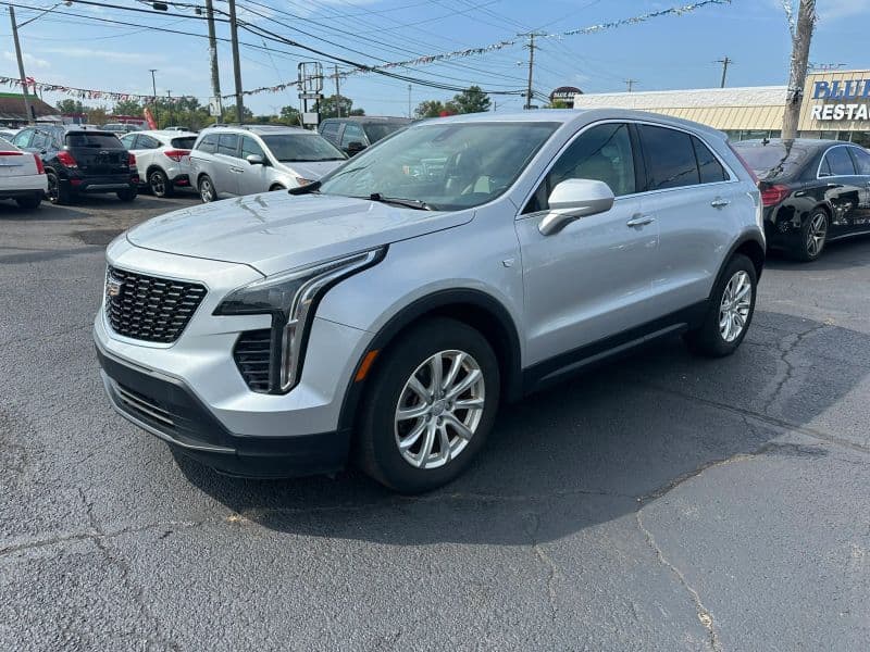 2019 Cadillac XT4 Luxury - Image 3