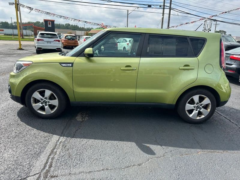 Photo 4 of 2017 Kia Soul Wagon 4D