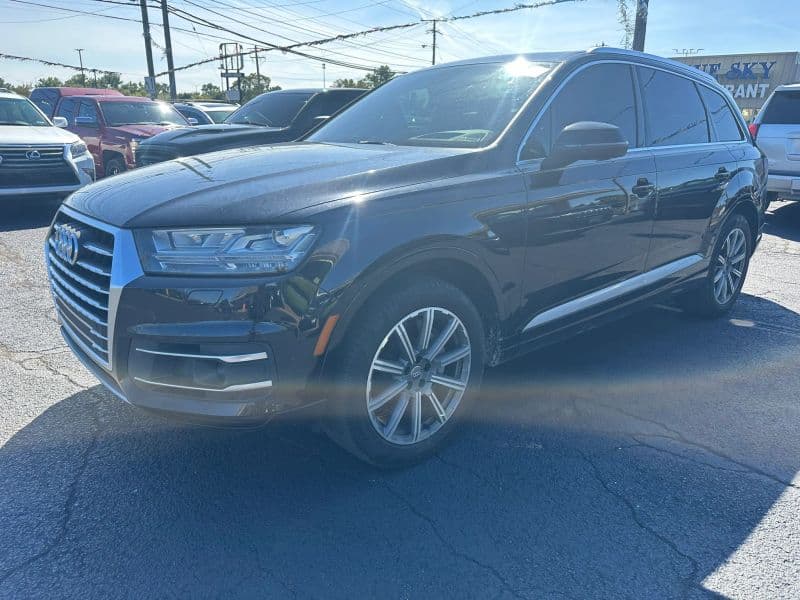 Photo 3 of 2017 Audi Q7 3.0T Prestige Sport Utility 4D