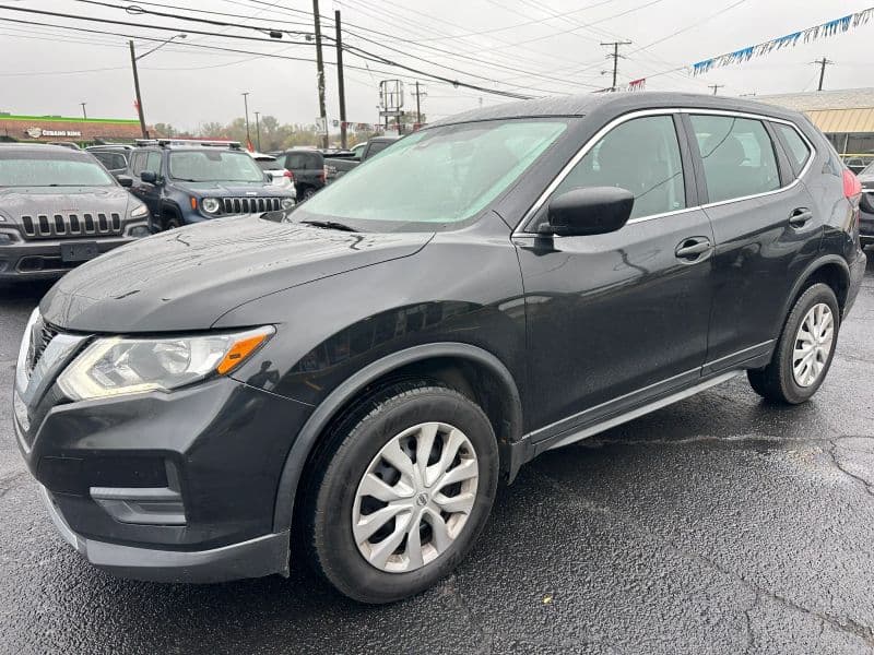 Photo 3 of 2020 Nissan Rogue S