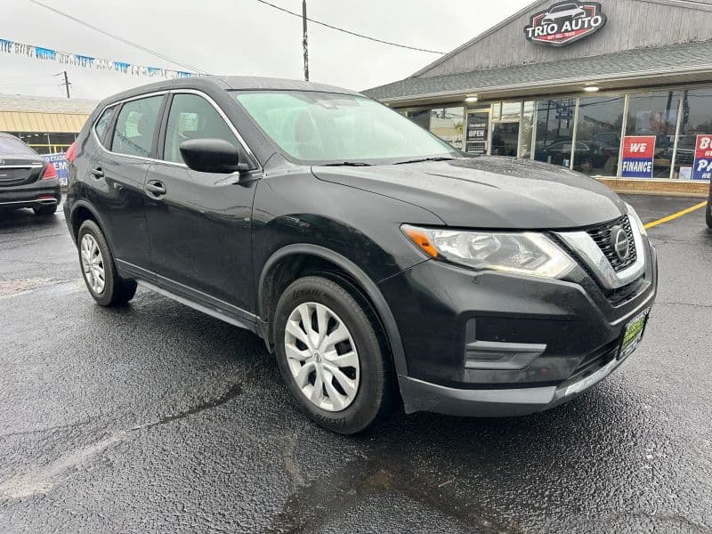 Photo 1 of 2020 Nissan Rogue S