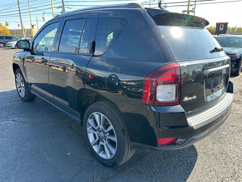 Photo 4 of 2017 Jeep Compass High Altitude